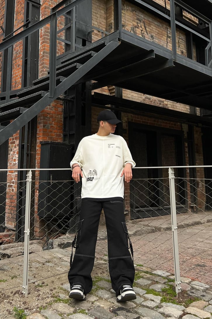 Cnstrct Dikiş Detaylı Oversize Tshirt