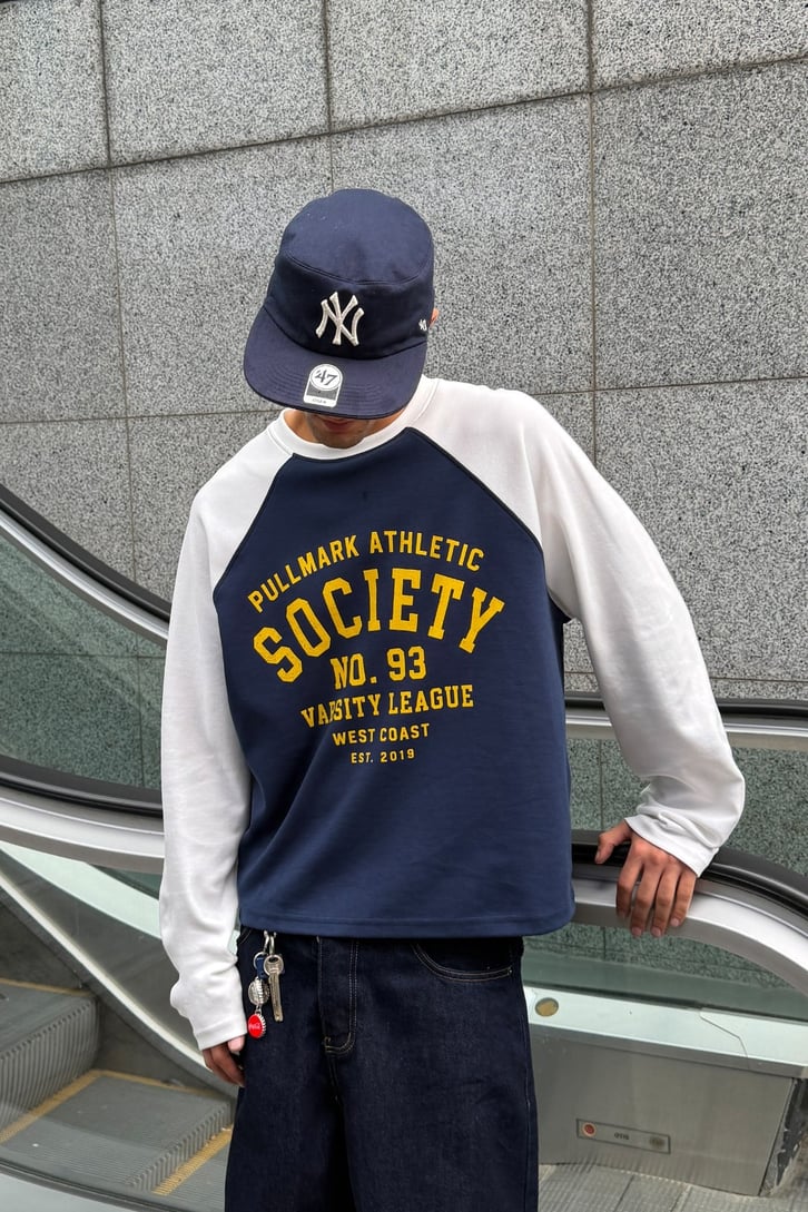 Contrast Print Raglan Long Sleeve