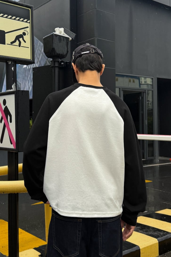 Contrast Print Raglan Long Sleeve