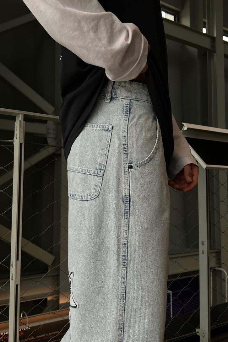 Crazy Nakışlı Siyah Baggy Jean