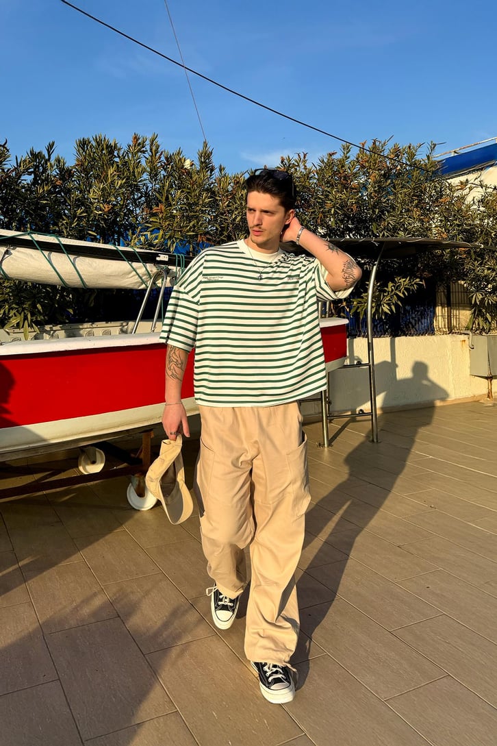 Creative Chaos Baskılı Çizgili  Oversize Tişört