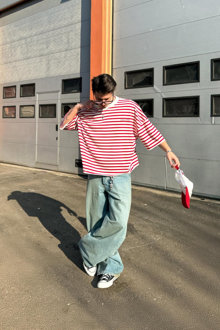 Creative Chaos Baskılı Çizgili  Oversize Tişört