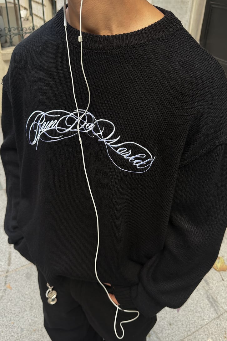 Curved Nakış Kazak