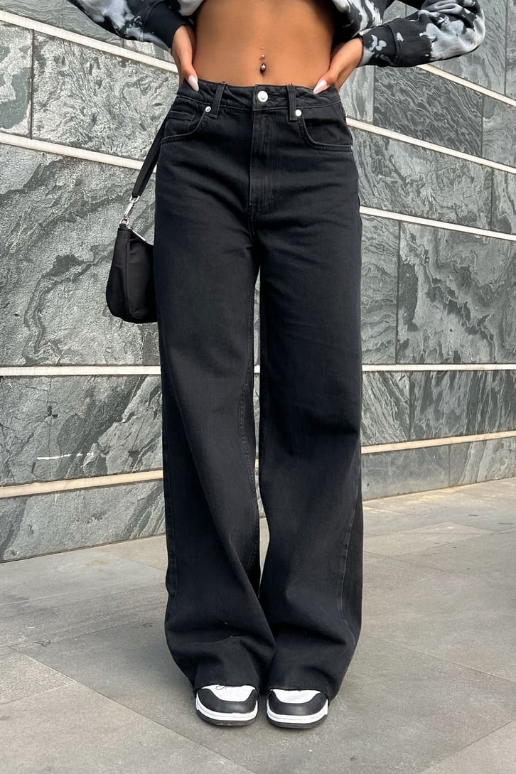 Cut Leg Siyah Baggy Jean