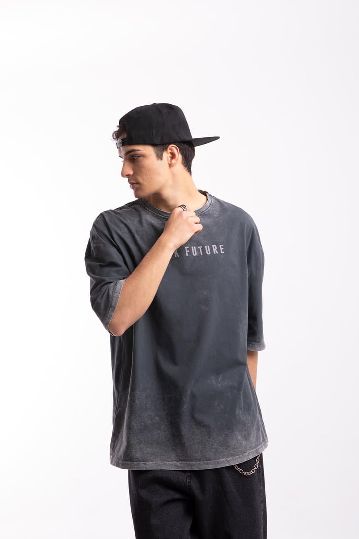 Dark Future Sırt Baskılı Acid Wash Oversize Tshirt