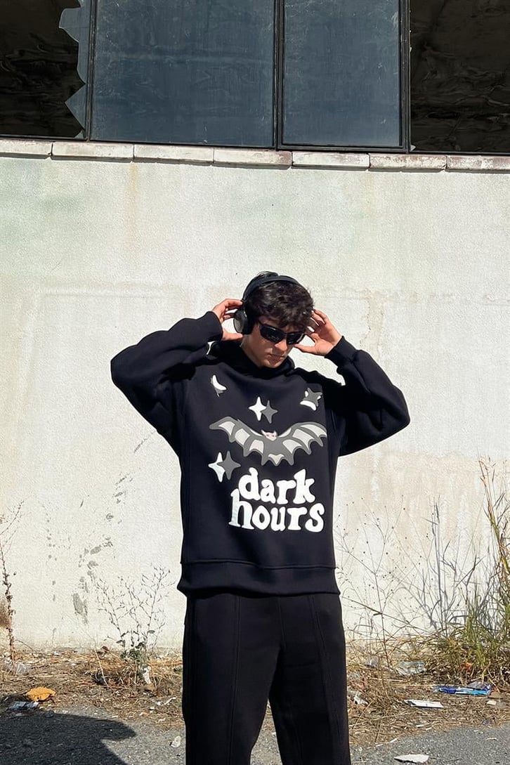 Dark Hours Baskılı Siyah İçi Pamuklu Oversize Hoodie