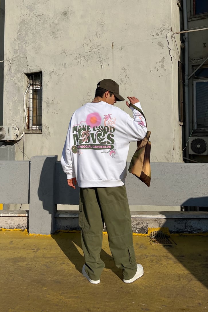 Daysocial Club Baskılı Beyaz Oversize Sweatshirt