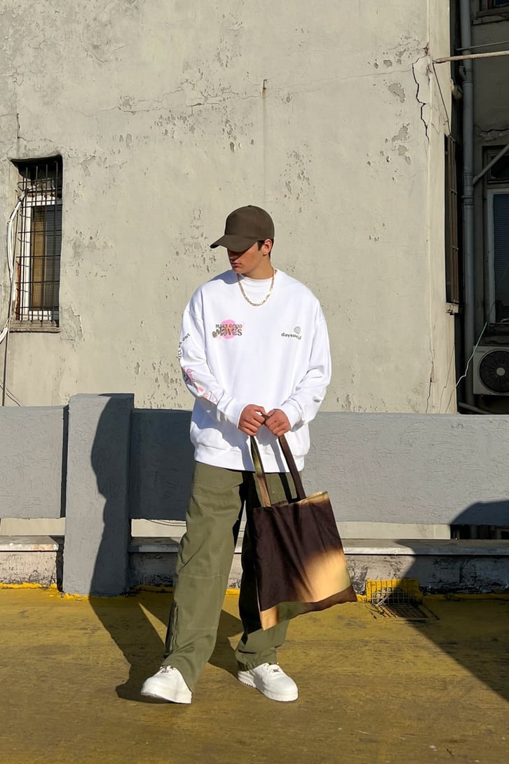 Daysocial Club Baskılı Beyaz Oversize Sweatshirt