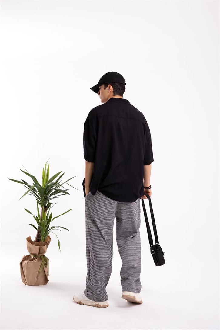 Desenli Siyah Relaxed Fit Eşofman Altı