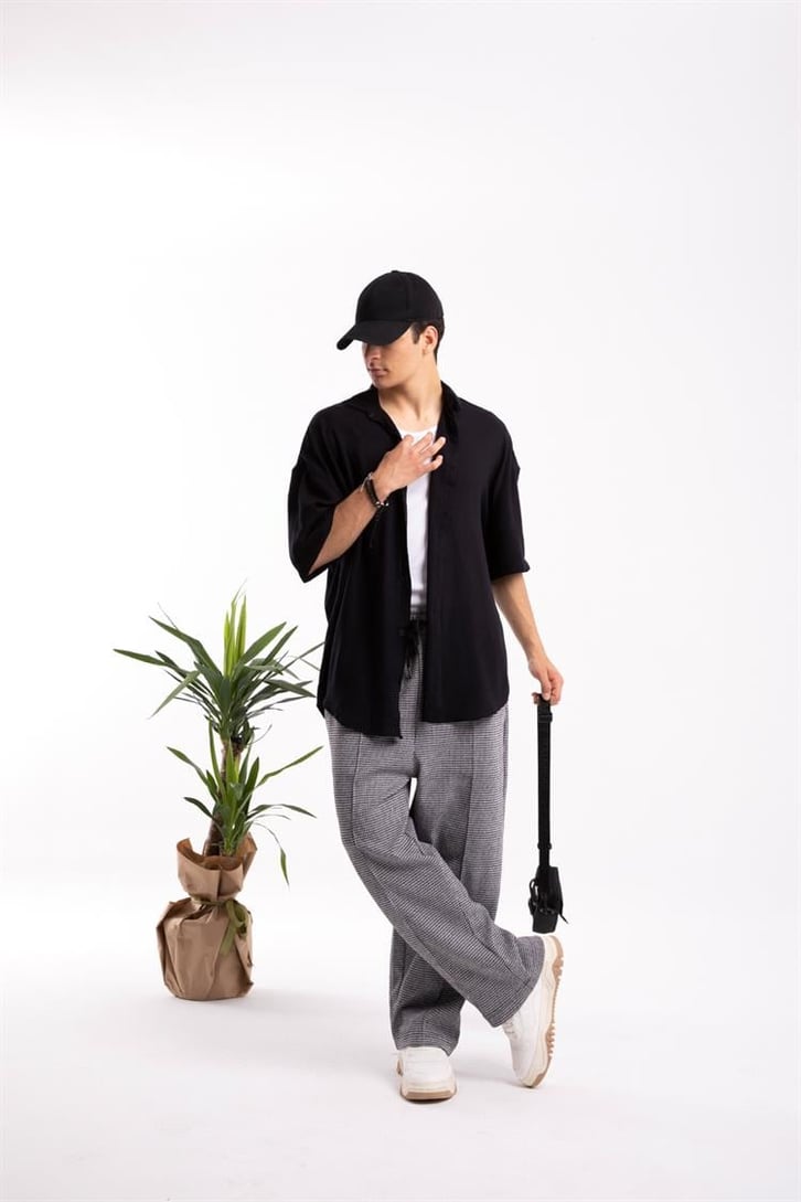 Desenli Siyah Relaxed Fit Eşofman Altı