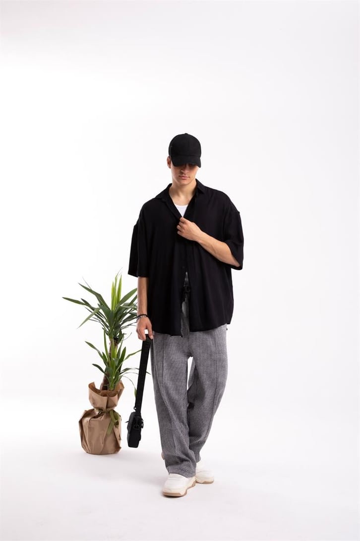 Desenli Siyah Relaxed Fit Eşofman Altı