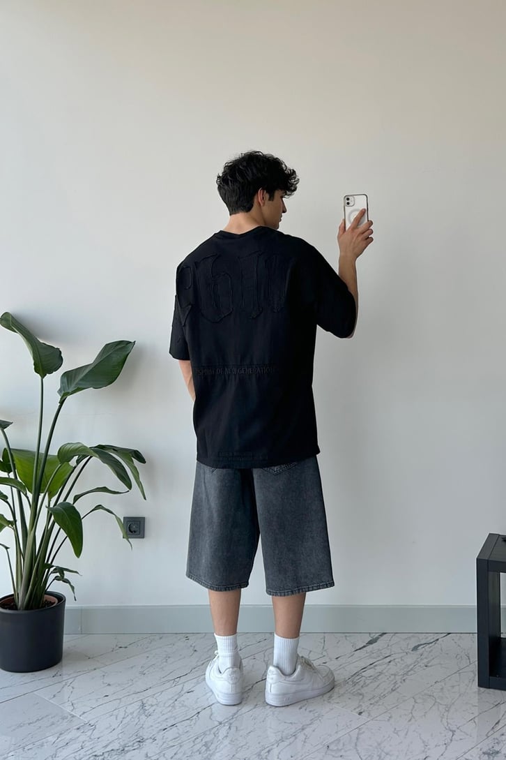 Diblins Nakışlı Siyah Oversize Tişört