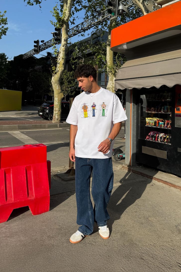Different Aura Nakışlı Oversize Tişört
