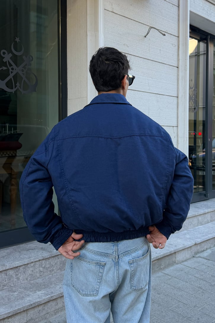 Dik Yaka Fermuarlı Bomber Ceket