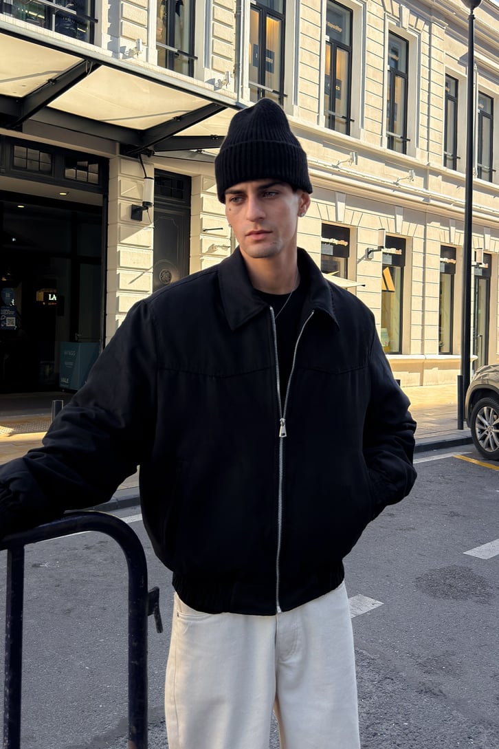 Dik Yaka Fermuarlı Bomber Ceket