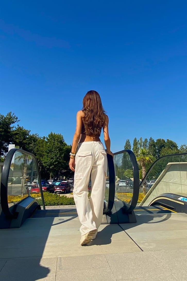 Dikiş Detay Askılı Kahverengi Crop