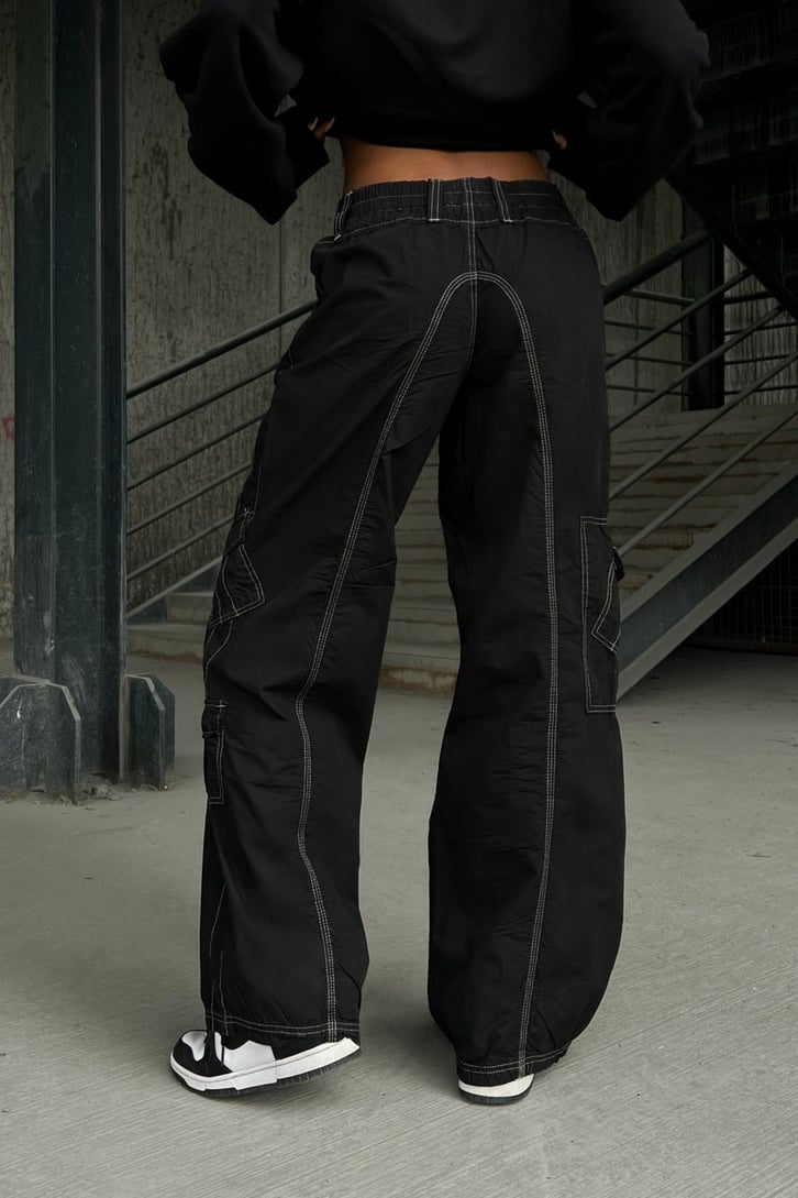 Dikiş Detaylı Cepli Baggy Pantolon