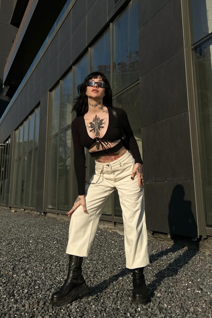 Dikiş Detaylı Krem Baggy Jean
