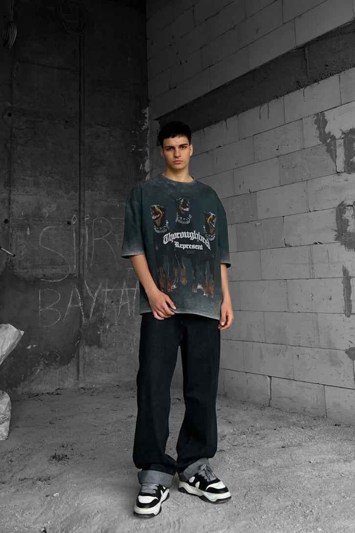Dog Printed Acid Wash Oversize Tshirt