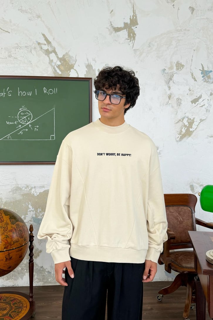 Don't Worry, Be Happy Nakışlı Oversize Sweatshirt