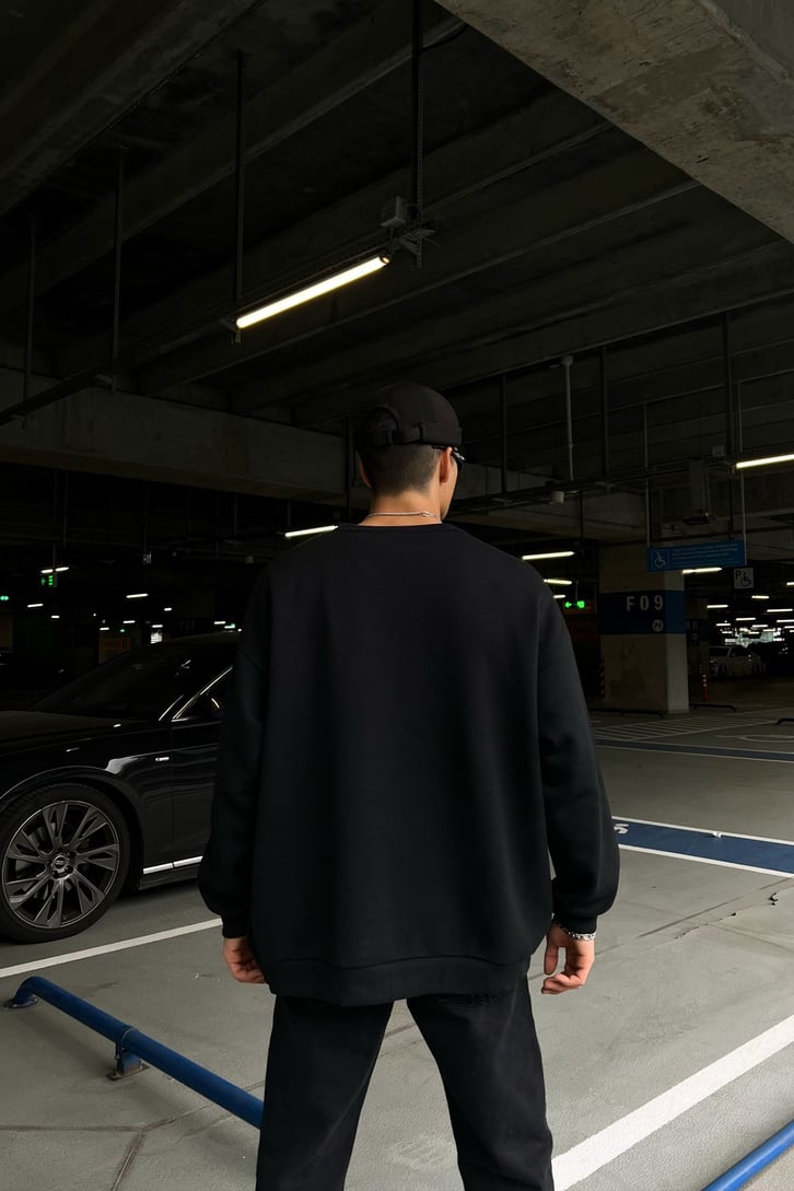 DSGN Nakışlı Siyah Oversize Sweatshirt