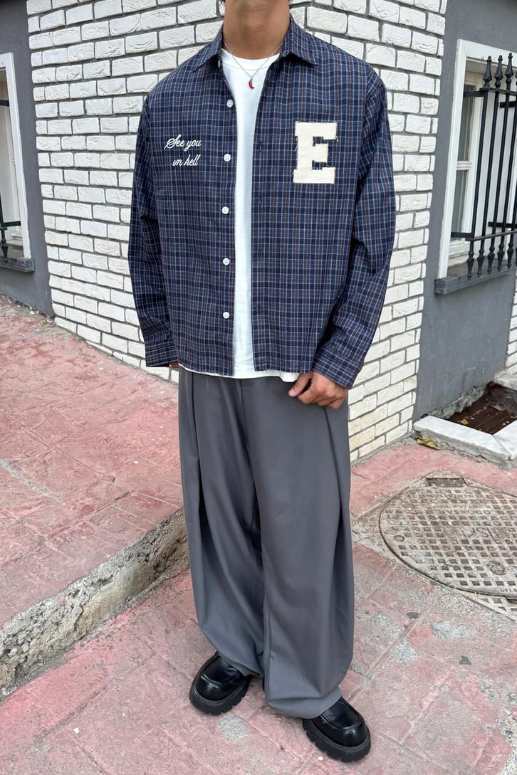 E Nakış Ekose Oversize Gömlek