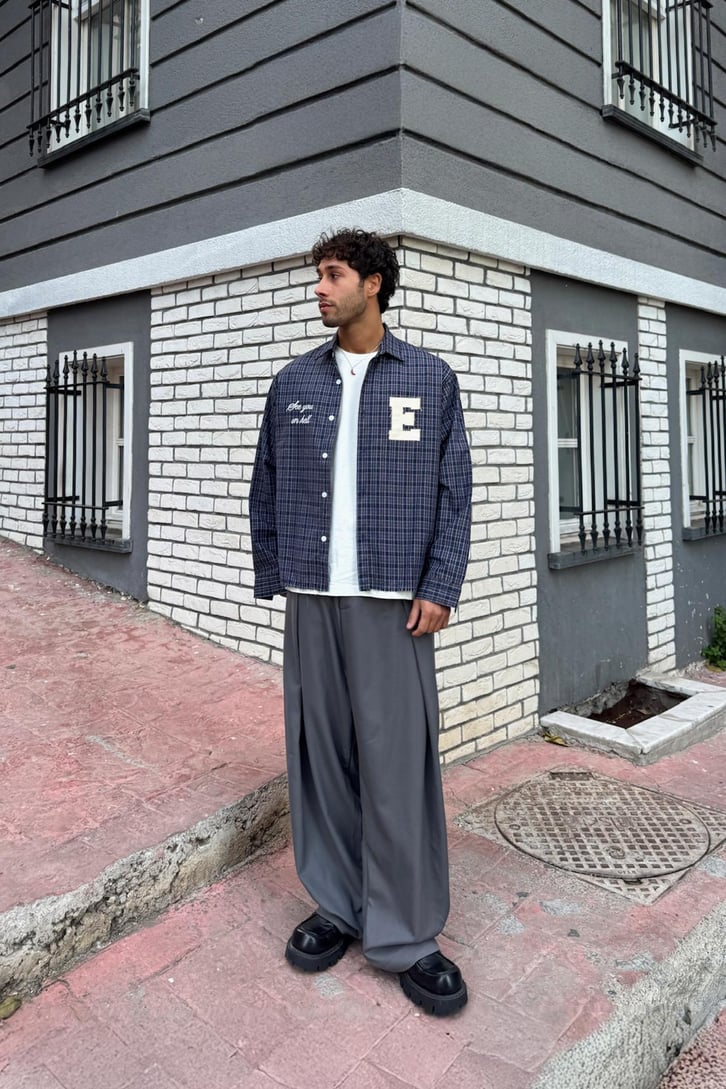 E Nakış Ekose Oversize Gömlek