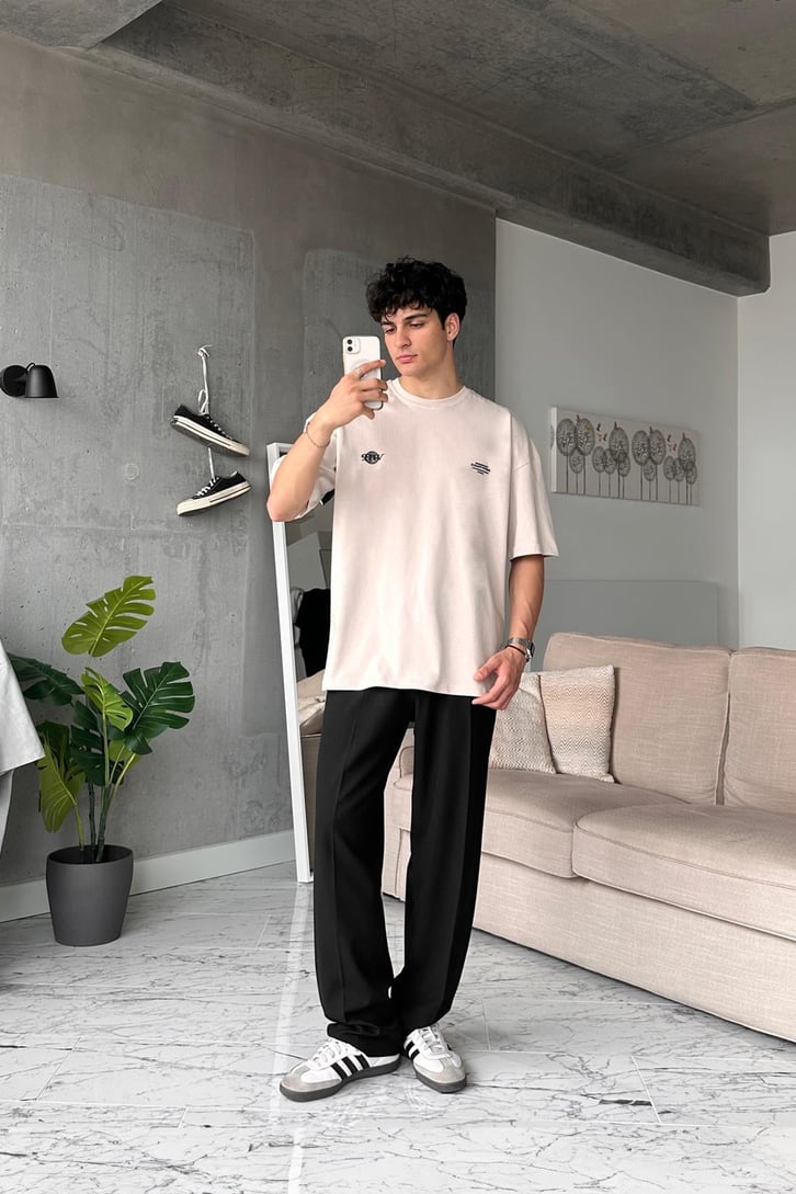 Eightyfive Baskılı Taş Rengi Oversize Tişört