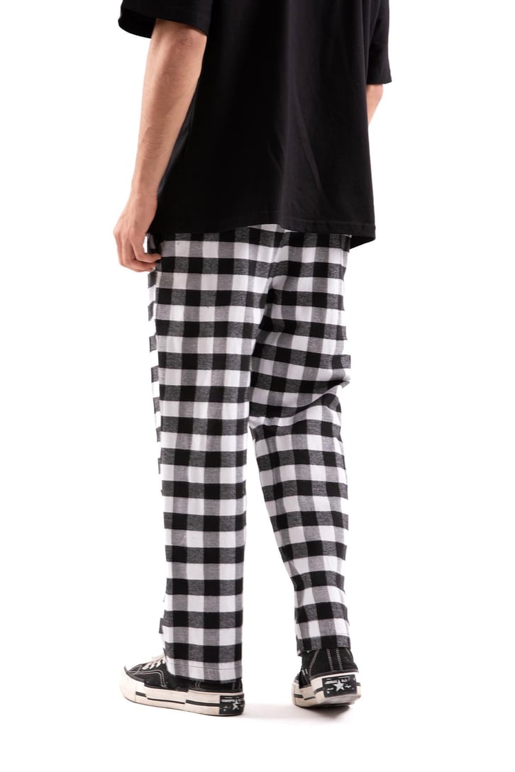 Ekoseli Bel İpli Siyah Pijama
