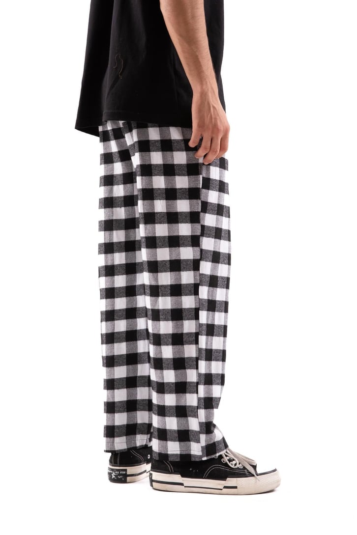 Ekoseli Bel İpli Siyah Pijama