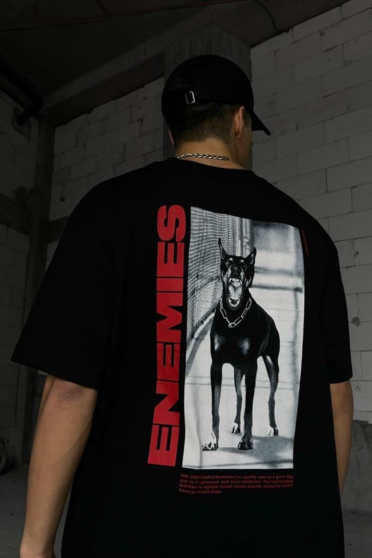 Enemies Sırt Baskılı Siyah Oversize Tişört