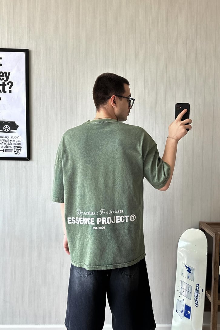 Essence Acid Wash Baskılı Oversize Tişört