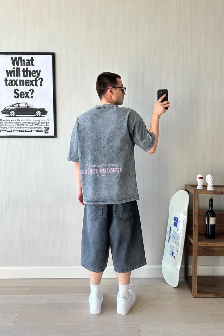 Essence Acid Wash Baskılı Oversize Tişört
