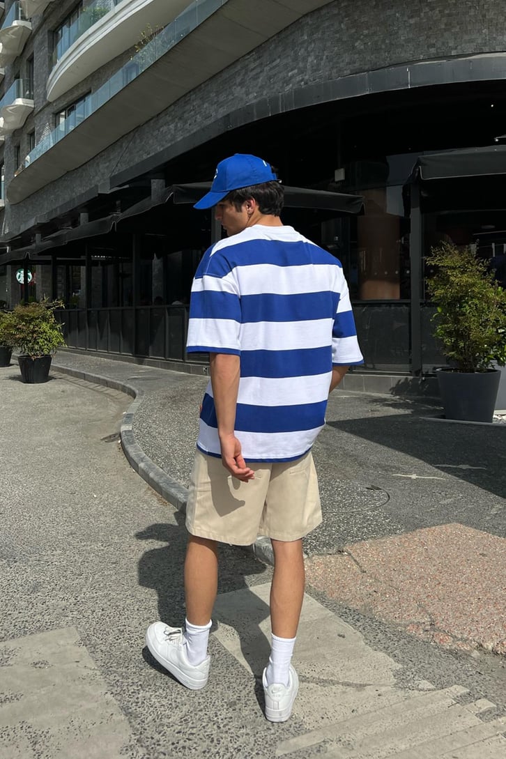 Essence Baskılı Çizgili Siyah Oversize Tişört