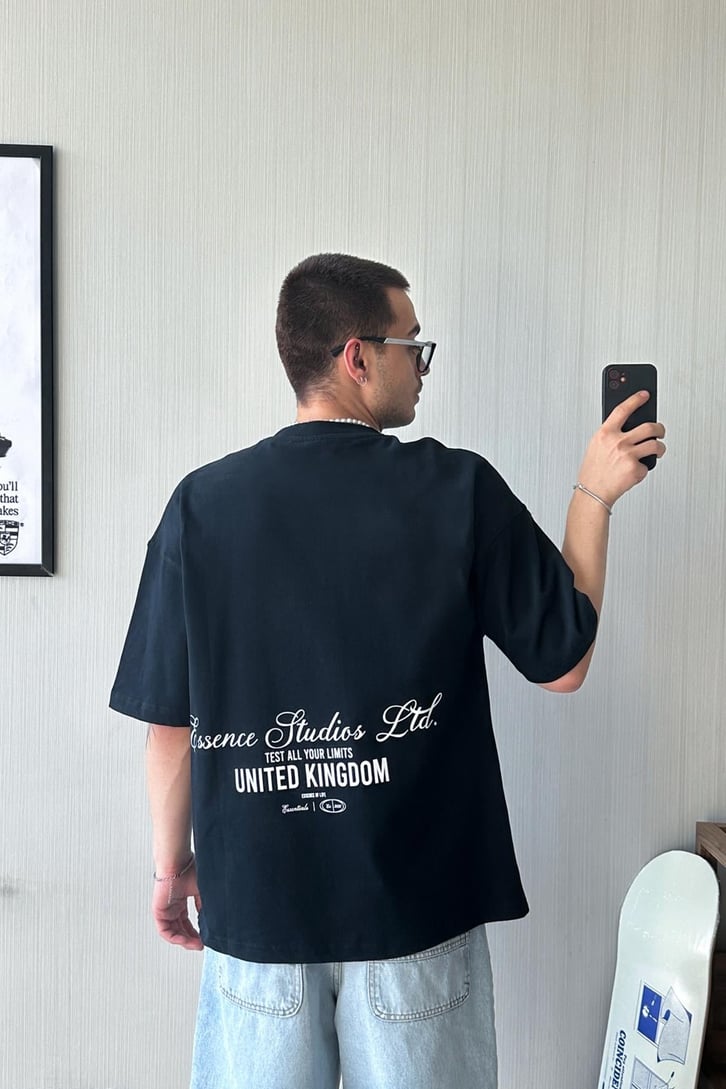 Essence Baskılı Oversize Tişört