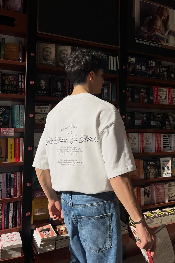 Essence Project Beyaz Oversize Tişört
