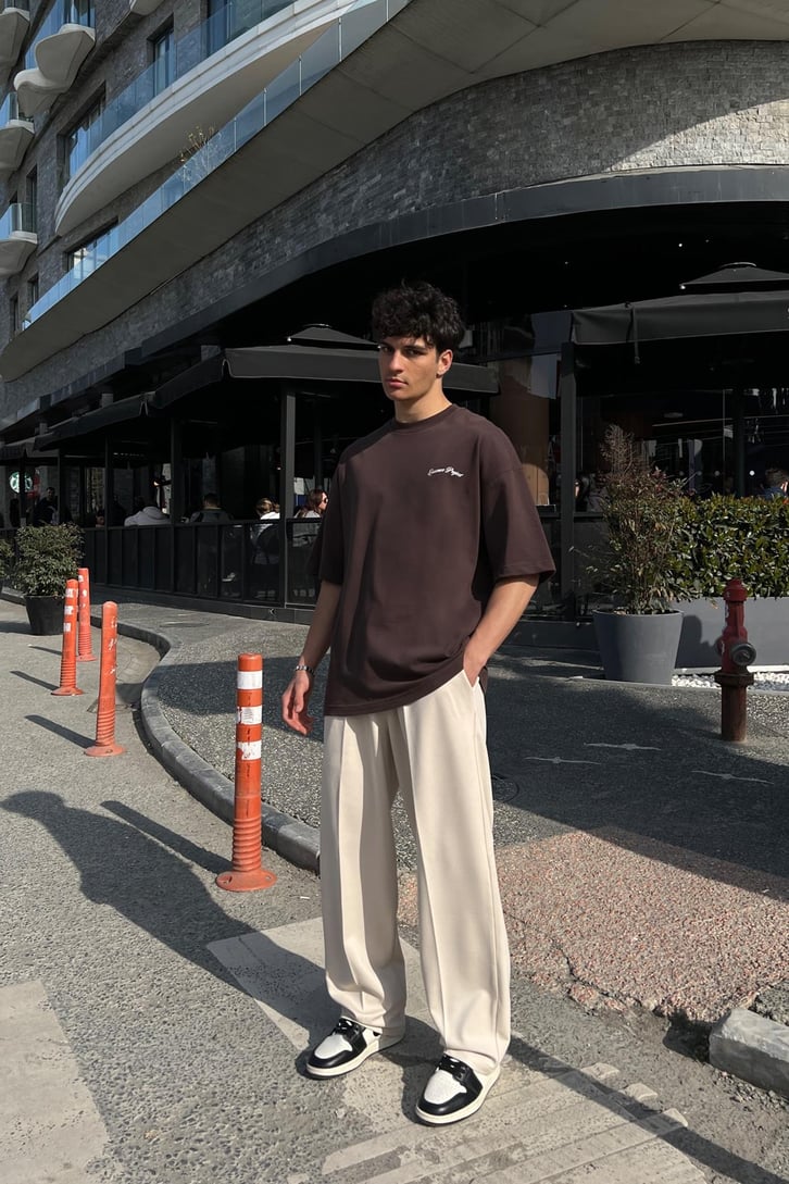 Essence Project Kahverengi Oversize Tişört