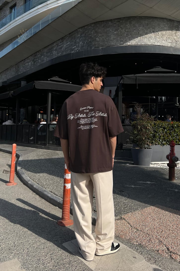 Essence Project Kahverengi Oversize Tişört