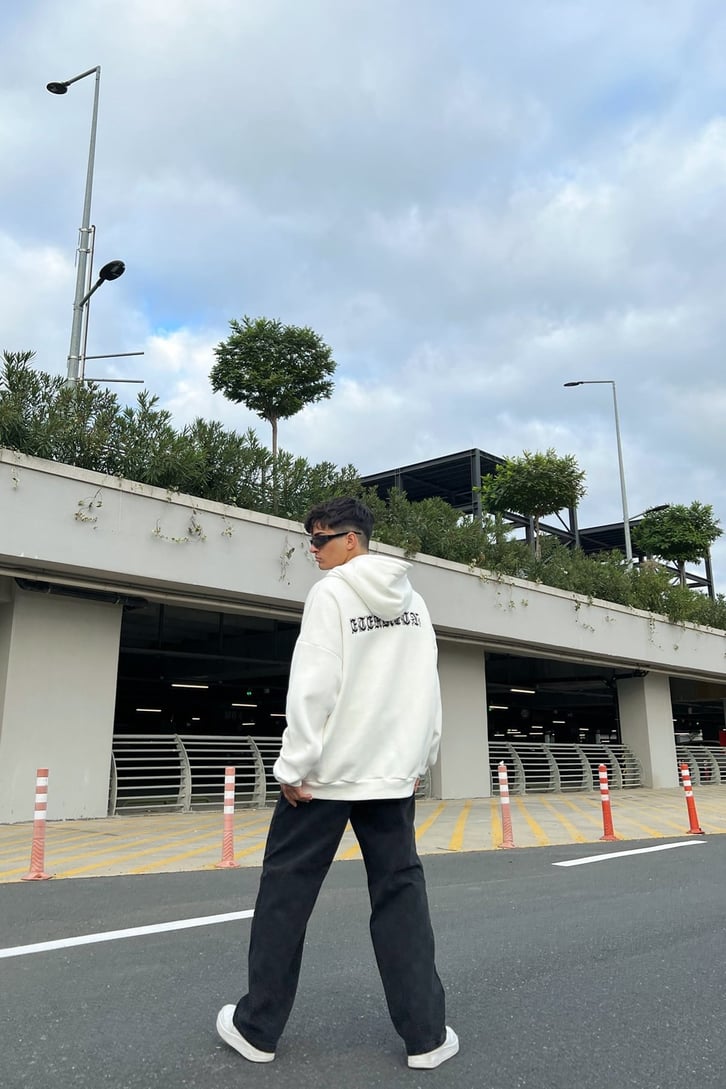 Eternity Nakışlı Beyaz Zipper Sweatshirt