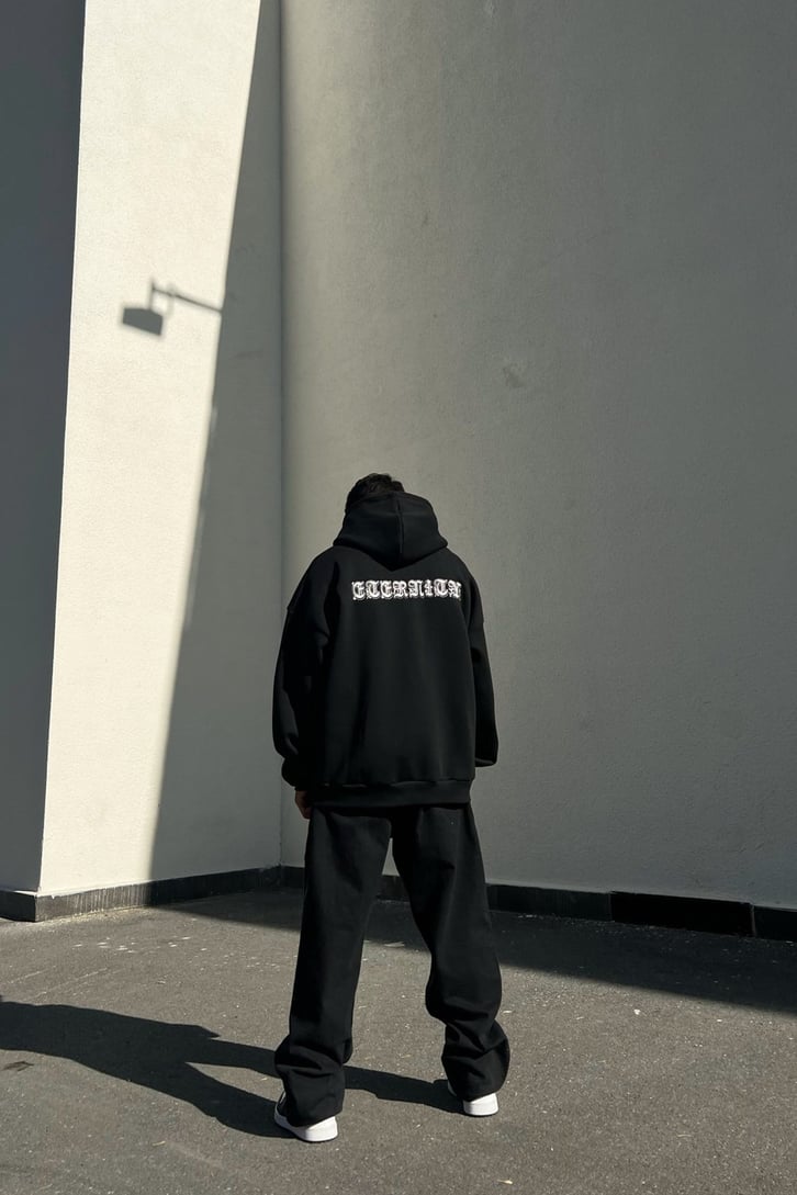 Eternity Nakışlı Siyah Zipper Sweatshirt
