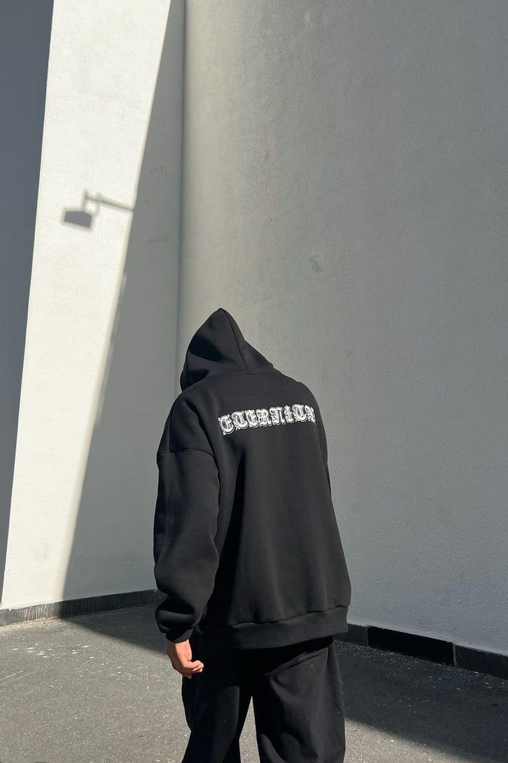 Eternity Nakışlı Siyah Zipper Sweatshirt