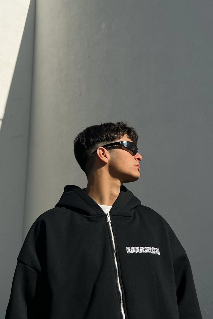 Eternity Nakışlı Siyah Zipper Sweatshirt
