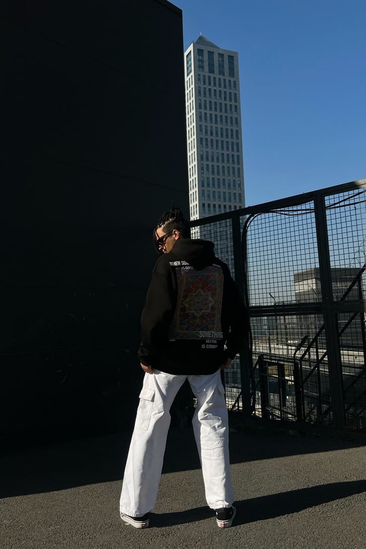 Ethnic Rug Baskılı Siyah Oversize Sweatshirt