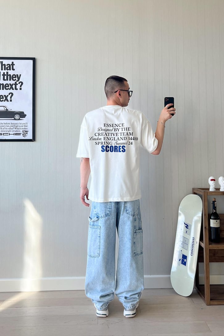Etiket Nakışlı Basic Oversize Tişört