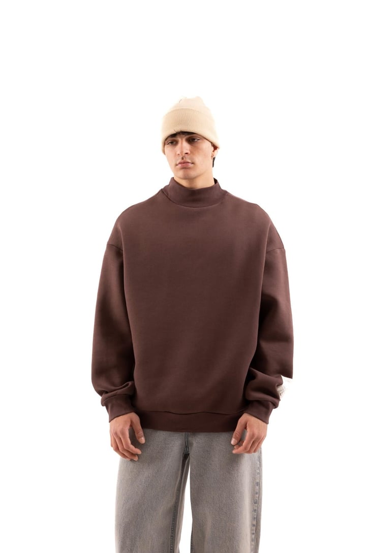 Etiket Nakışlı Kahverengi Oversize Sweatshirt
