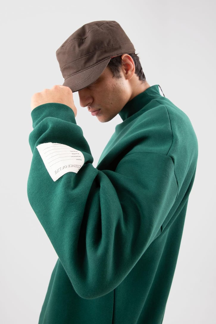 Etiket Nakışlı Yeşil Oversize Sweatshirt