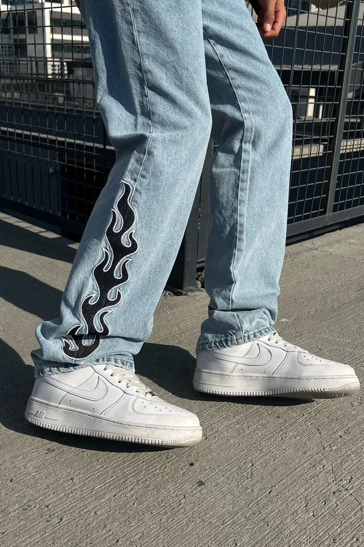 Flame Nakışlı Buz Mavi Baggy Jean