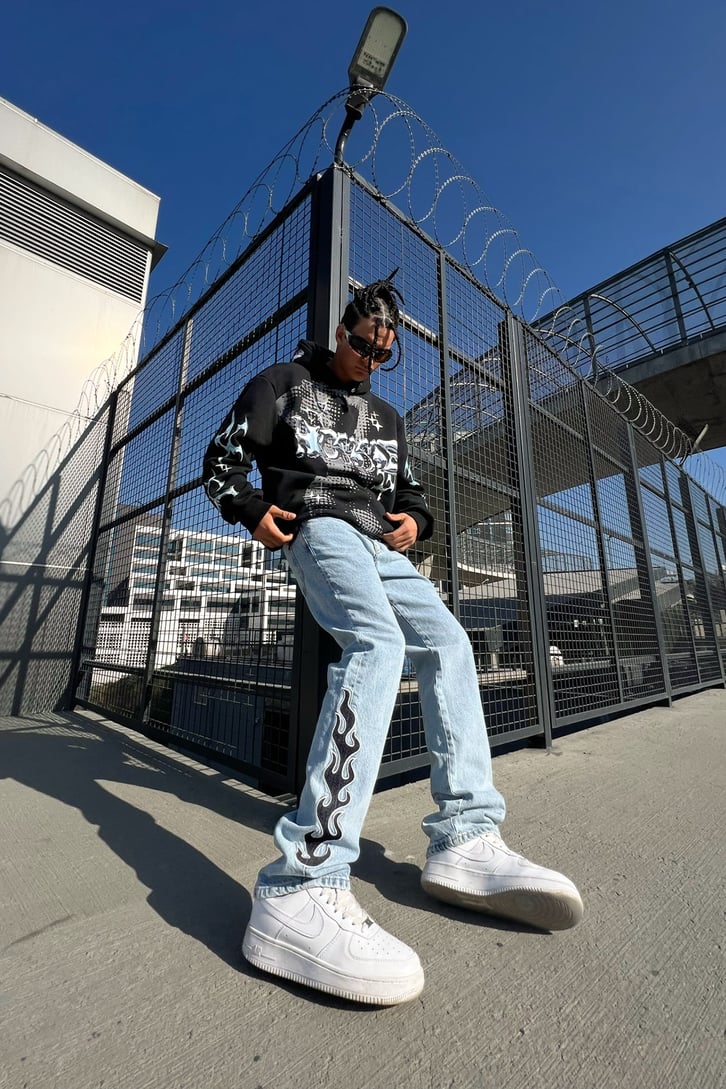 Flame Nakışlı Buz Mavi Baggy Jean