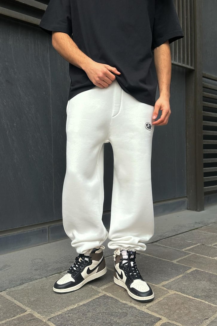 Flaw Atelier Ayarlanabilir Paça Basic Ekru Baggy Eşofman