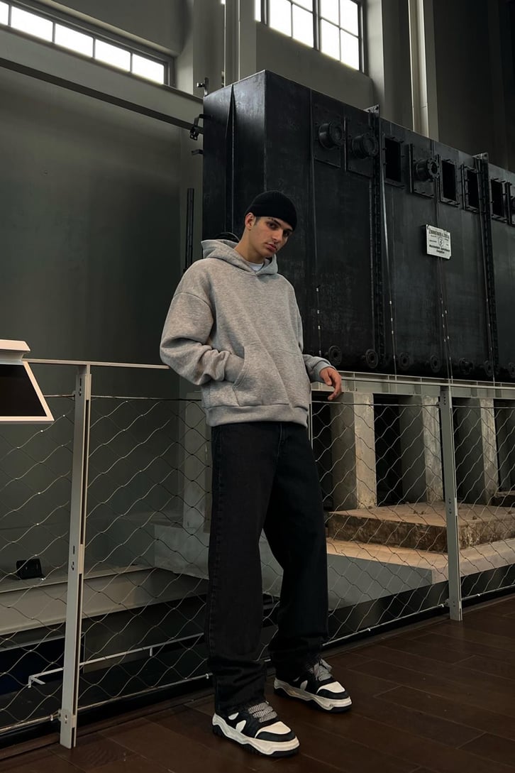 Flaw Atelier Basic Gri Crop Hoodie